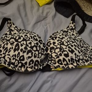 Victoria's Secret Black and Cream Animal Print Bra